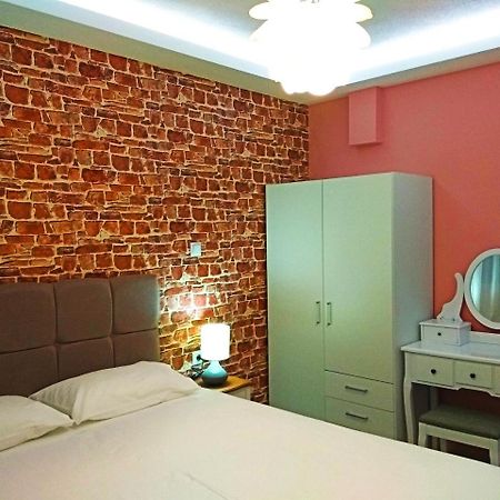 Iros Apartment เนอาเปรามอส ภายนอก รูปภาพ