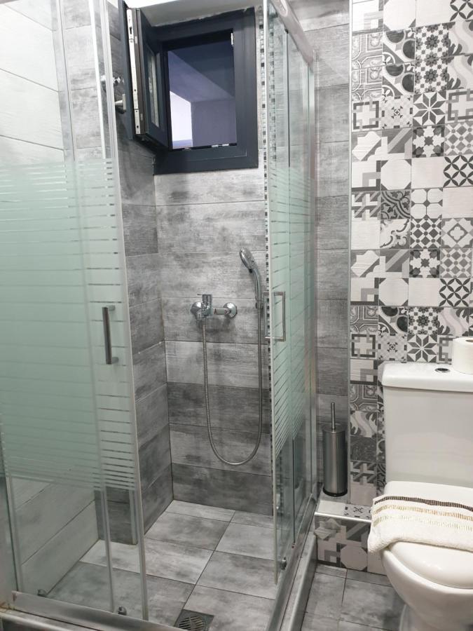 Iros Apartment เนอาเปรามอส ภายนอก รูปภาพ
